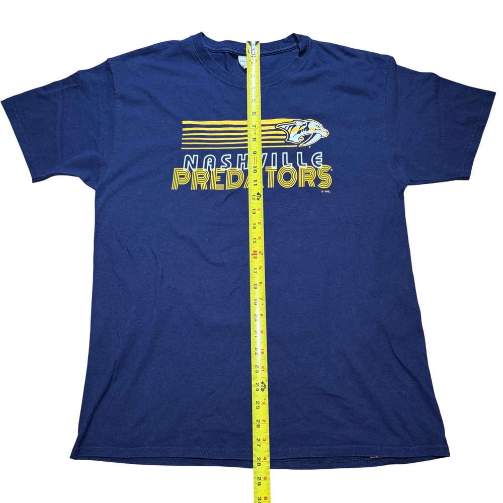 Nashville Predators NHL Hockey T-Shirt Navy Blue Hanes Mens Large L Short Sleeve - Picture 6 of 6